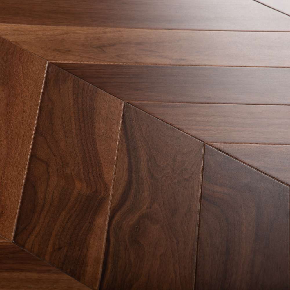 Паркет Елка Французская Lab Arte Chevron 500/410х90х14 /45° Орех Американский Прайм Gloss лак